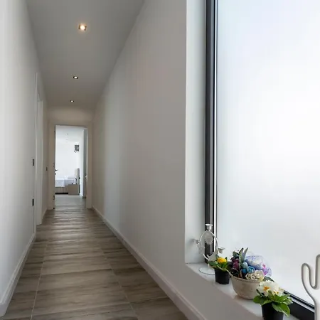 Hotel Luxury With View 3 *