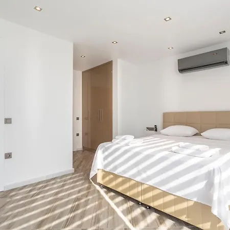 Luxury With View 3 *